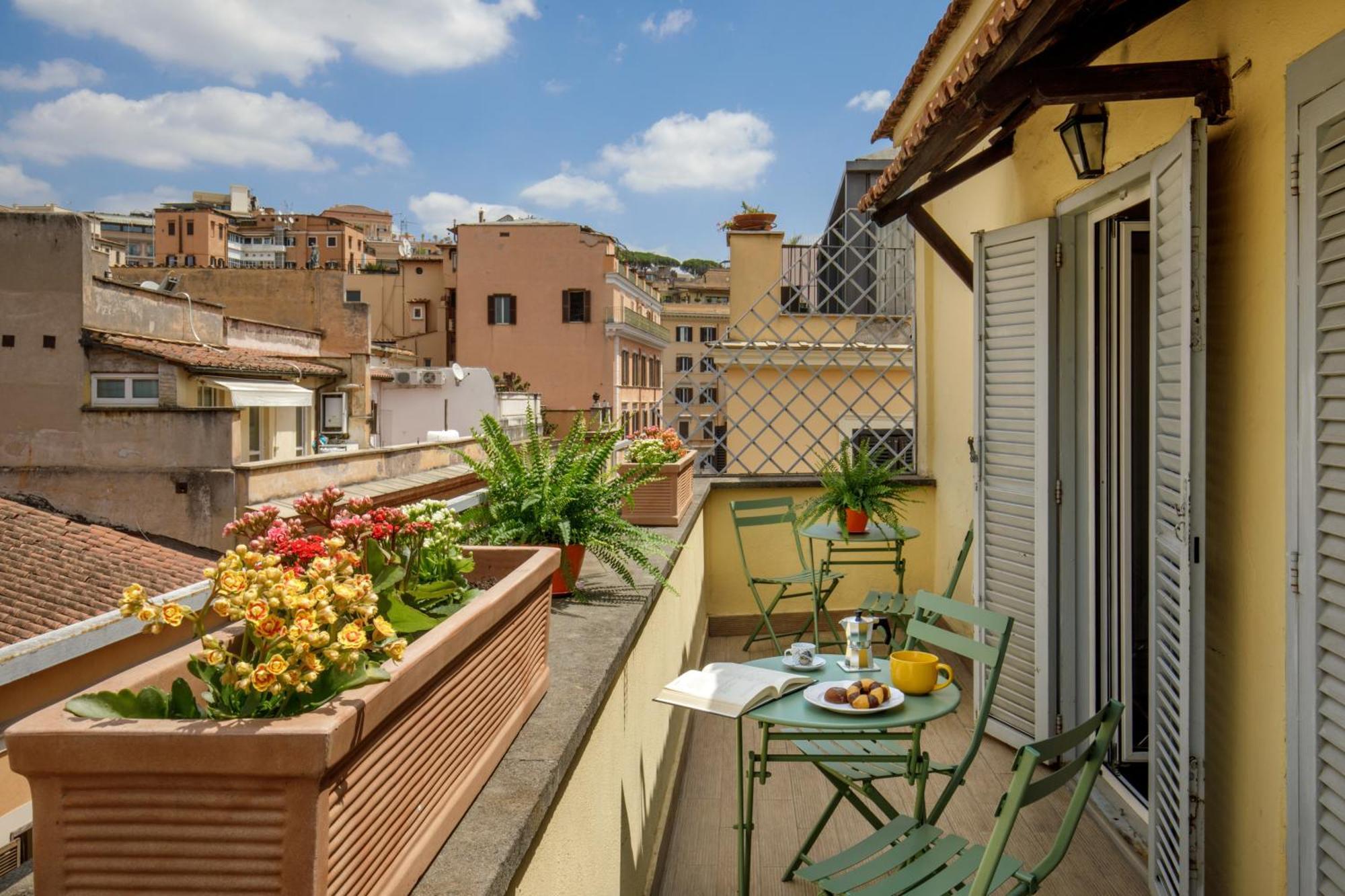 The Right Place 4U Mario De Fiori Apartment — Photos 2